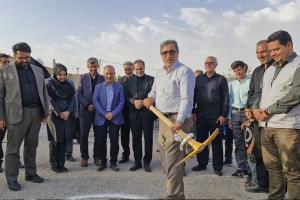 کلنگ‌زنی چهار مدرسه شش‌کلاسه در شهرستان های دهاقان و شهرضا