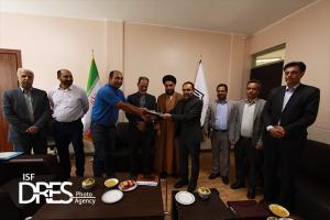 تفاهم نامه تکمیل مدرسه ۱۲ کلاسه شهر چرمهین منعقد شد