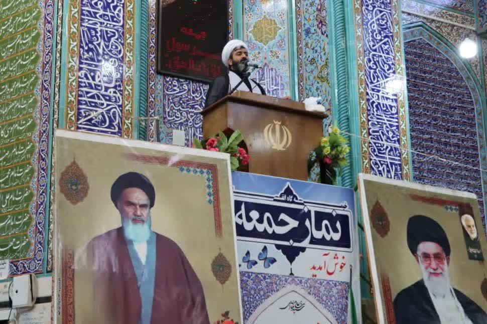 780 14030909 1 تجلیل امام جمعه سمیرم